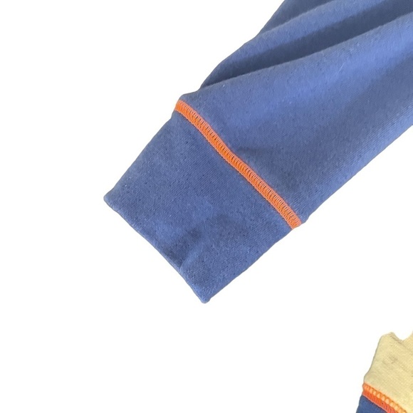 Zumba World Tour Womens Sweatshirt • Used • Large - Picture 4 of 5